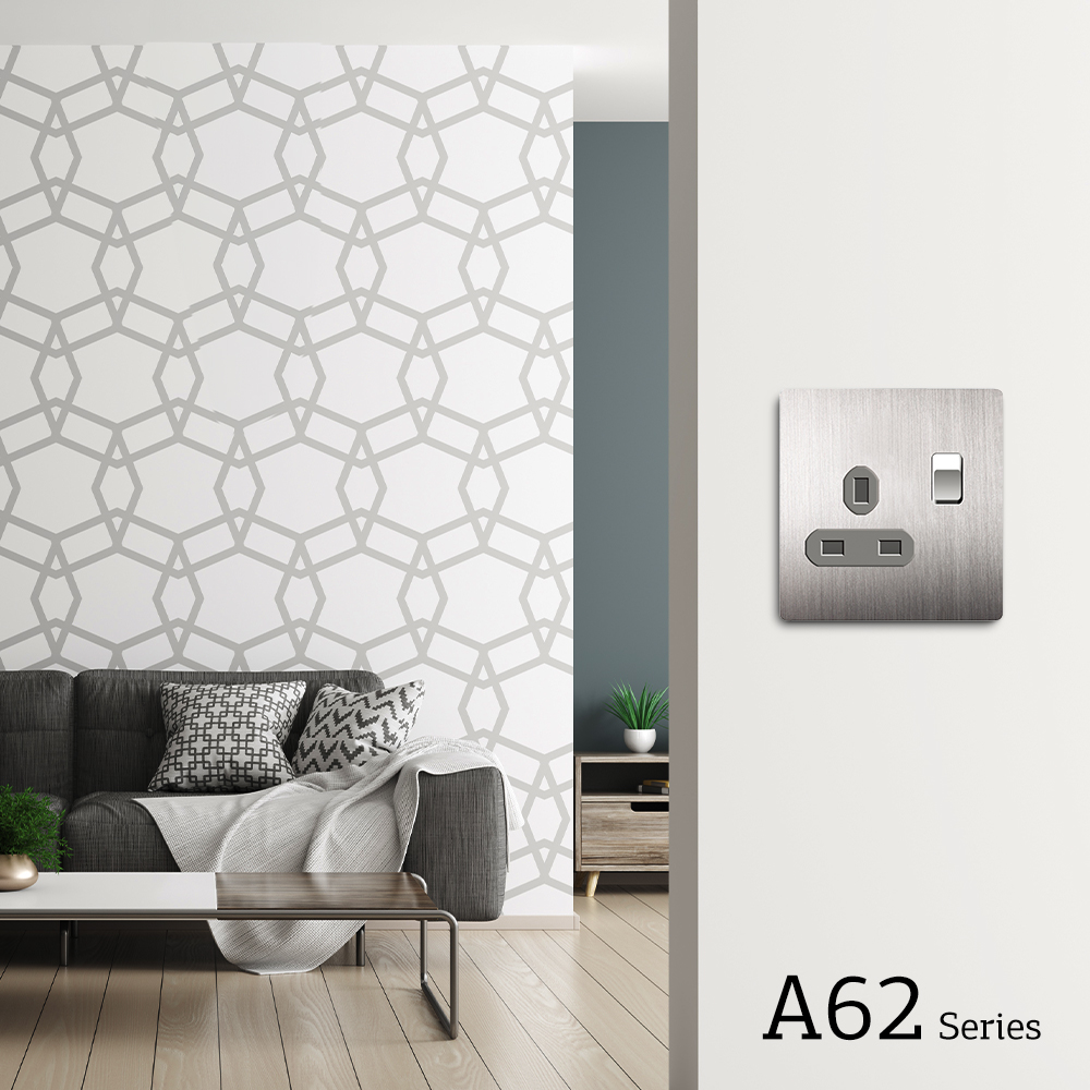 CMPL SOKO 1G BS SW 13A 2P SCT ST A62