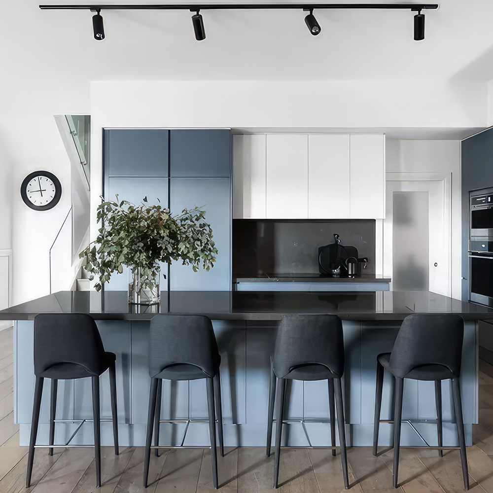 Surface Track Light-Adjustable-LED-30W-Bk-24°