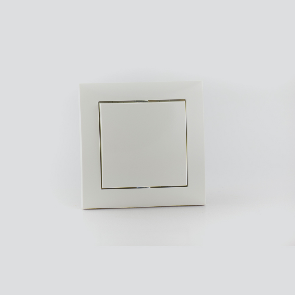 Switch Intermediate S.1 White