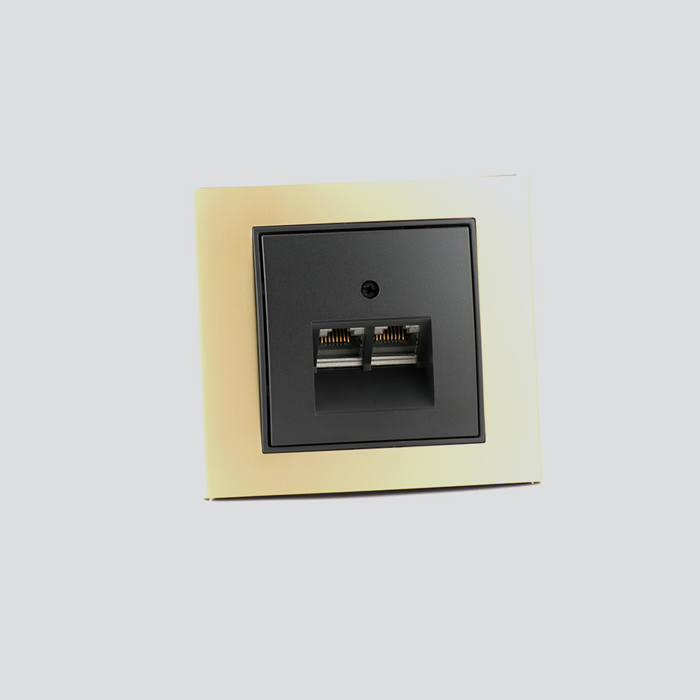 Telephone 2G B.3 gold/black