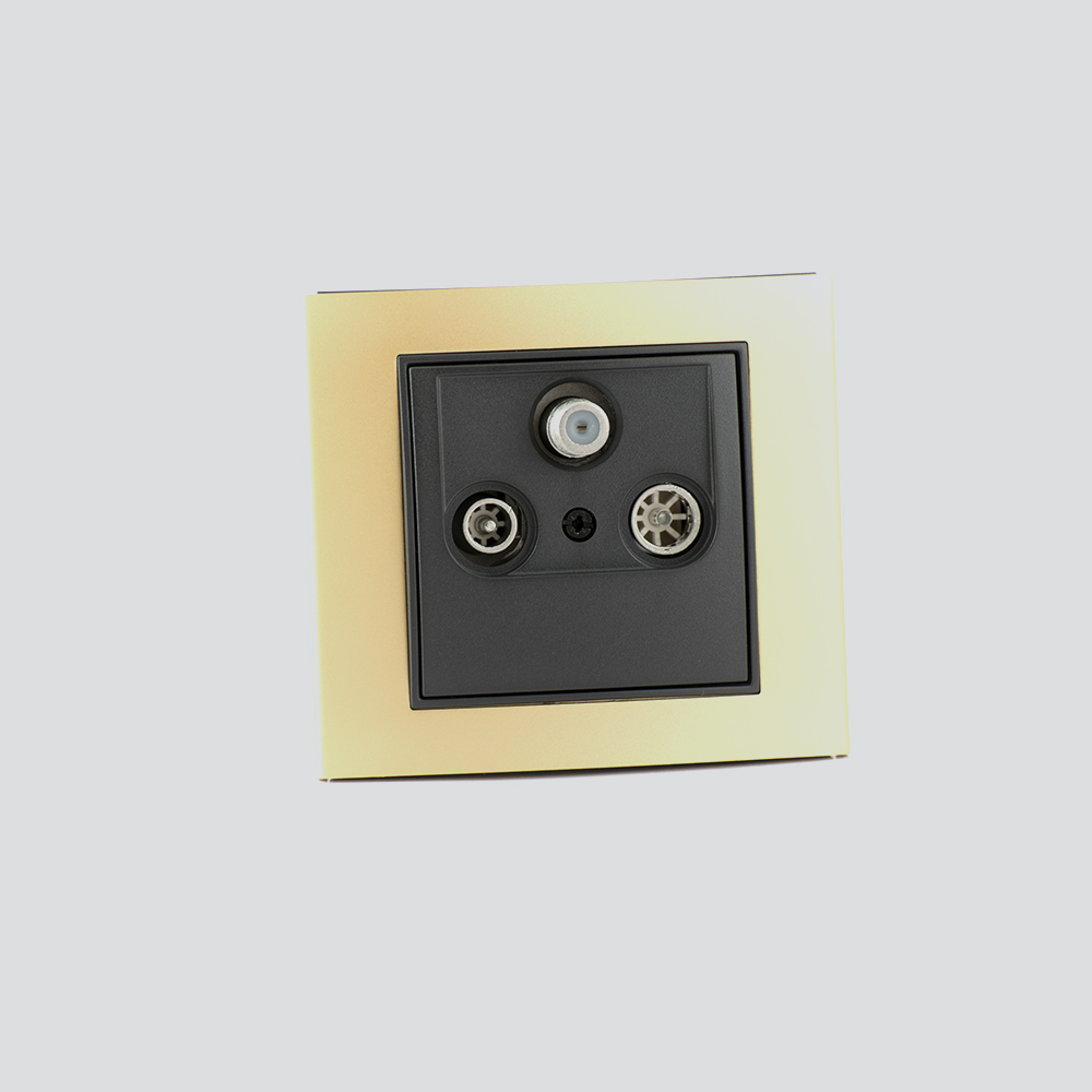 Satellite Outlet B.3 gold/black